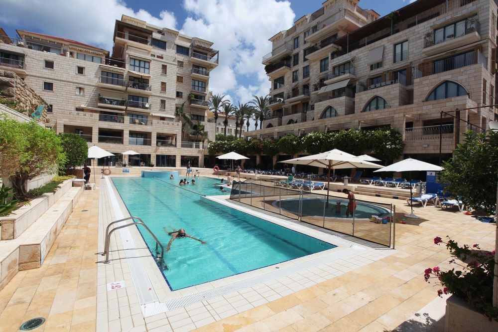 Andromeda Hill Apartments And Spa Tel Aviv Exterior foto