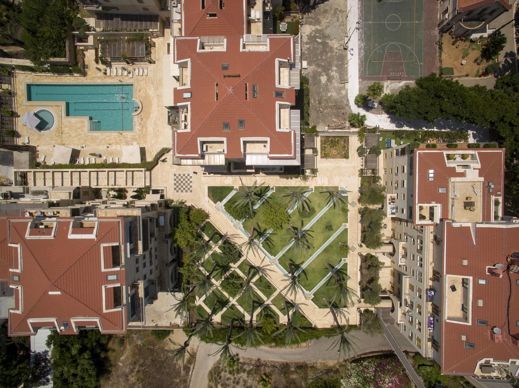 Andromeda Hill Apartments And Spa Tel Aviv Exterior foto